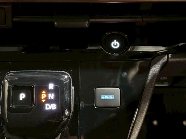 サクラ Ｘ　ＥＶ　アラウンドビューモニター　アップルカープレイ　ＬＥＤヘッドライト　スマートキープッシュスタート　純正アルミホイール（34枚目）