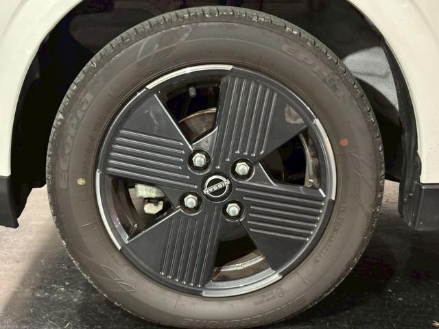 サクラ Ｘ　ＥＶ　アラウンドビューモニター　アップルカープレイ　ＬＥＤヘッドライト　スマートキープッシュスタート　純正アルミホイール（43枚目）