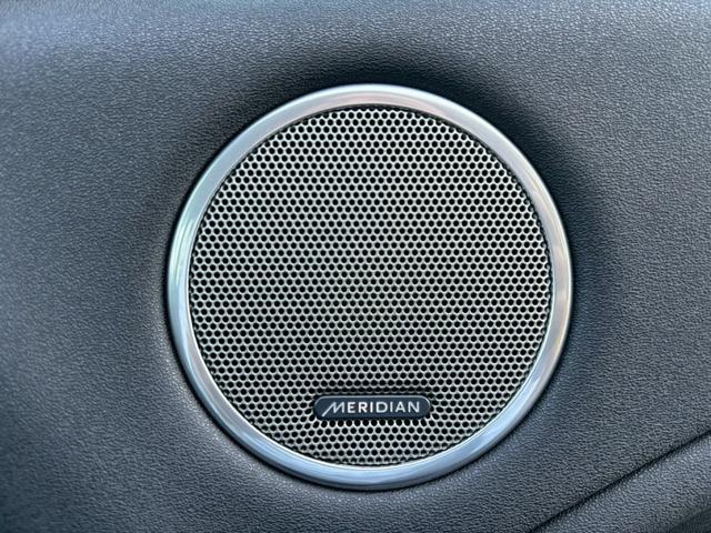 レンジローバーイヴォーク SE 純正ナビ フルセグTV サラウンドカメラシステム Bluetooth MERIDIANサウンドシステム パドルシフト クルコン オートテールゲート ETC 純正17インチアルミ(40枚目)