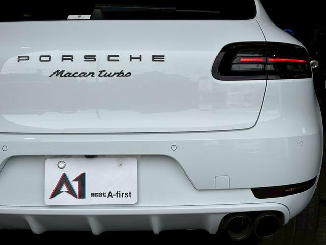 マカン マカン ターボ スポーツクロノ エアサス 純正ナビ TV バックカメラ Bluetooth 赤フルレザーシート シートヒーター アイドリングストップ ETC パドルシフト 純正21インチアルミ(5枚目)