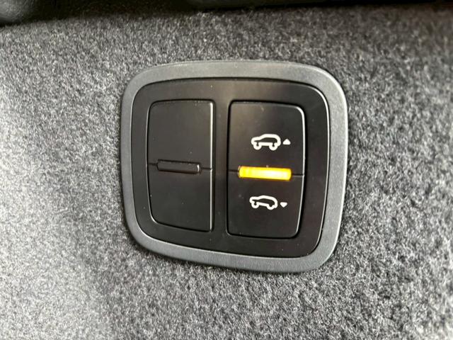 マカン マカン ターボ スポーツクロノ エアサス 純正ナビ TV バックカメラ Bluetooth 赤フルレザーシート シートヒーター アイドリングストップ ETC パドルシフト 純正21インチアルミ(50枚目)