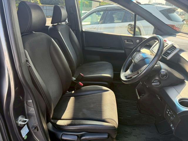 フリードスパイクハイブリッド ジャストセレクション 純正ナビ 両側電動スライドドア バックカメラ ETC オートエアコン HIDヘッドライト オートライト TV 電動格納ミラー クルーズコントロール 純正15インチアルミホイール 横滑り防止装置(17枚目)