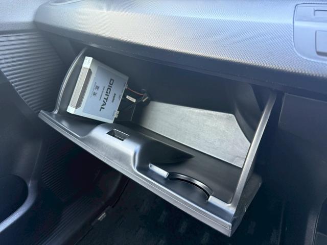 フリードスパイクハイブリッド ジャストセレクション 純正ナビ 両側電動スライドドア バックカメラ ETC オートエアコン HIDヘッドライト オートライト TV 電動格納ミラー クルーズコントロール 純正15インチアルミホイール 横滑り防止装置(38枚目)