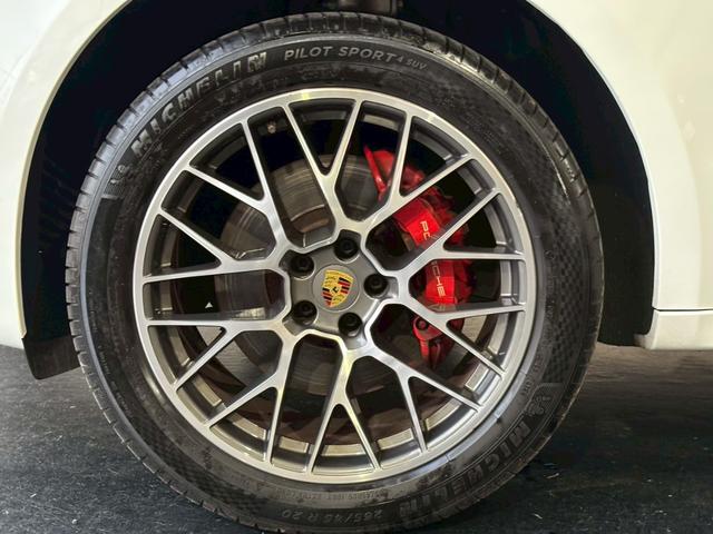 マカン マカン ターボ ツインターボ 純正ナビ TV バックカメラ オートライト Bluetooth 赤フルレザーシート アイドリングストップ ETC パドルシフト クルーズコントロール パワーシート 純正20インチアルミ(6枚目)