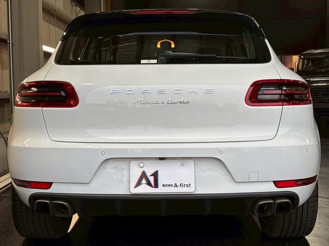 マカン マカン ターボ ツインターボ 純正ナビ TV バックカメラ オートライト Bluetooth 赤フルレザーシート アイドリングストップ ETC パドルシフト クルーズコントロール パワーシート 純正20インチアルミ(12枚目)