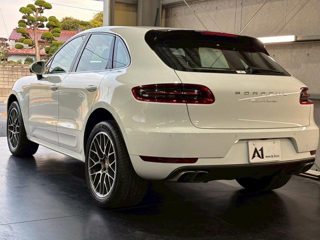 マカン マカン ターボ ツインターボ 純正ナビ TV バックカメラ オートライト Bluetooth 赤フルレザーシート アイドリングストップ ETC パドルシフト クルーズコントロール パワーシート 純正20インチアルミ(13枚目)