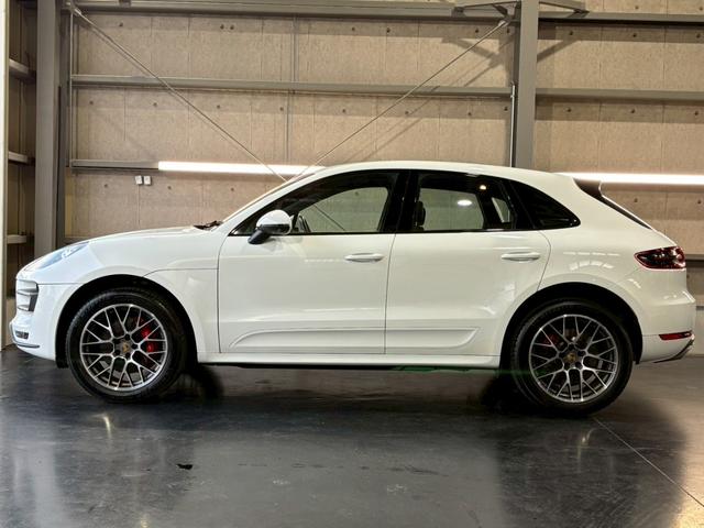 マカン マカン ターボ ツインターボ 純正ナビ TV バックカメラ オートライト Bluetooth 赤フルレザーシート アイドリングストップ ETC パドルシフト クルーズコントロール パワーシート 純正20インチアルミ(14枚目)