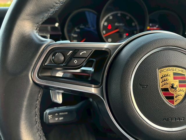 マカン マカン ターボ ツインターボ 純正ナビ TV バックカメラ オートライト Bluetooth 赤フルレザーシート アイドリングストップ ETC パドルシフト クルーズコントロール パワーシート 純正20インチアルミ(25枚目)