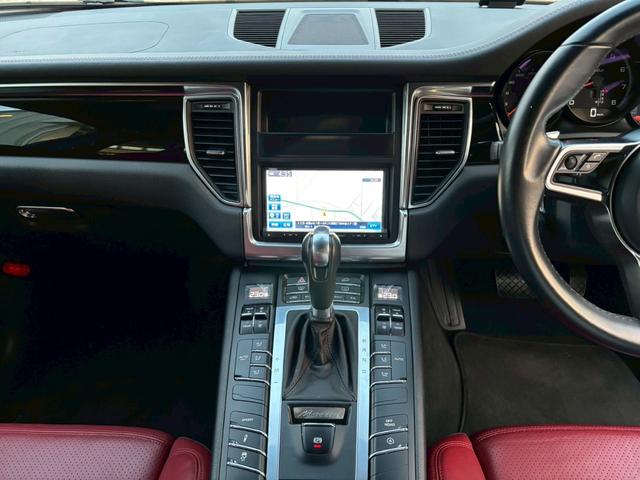 マカン マカン ターボ ツインターボ 純正ナビ TV バックカメラ オートライト Bluetooth 赤フルレザーシート アイドリングストップ ETC パドルシフト クルーズコントロール パワーシート 純正20インチアルミ(30枚目)