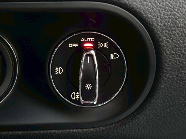 マカン マカン ターボ ツインターボ 純正ナビ TV バックカメラ オートライト Bluetooth 赤フルレザーシート アイドリングストップ ETC パドルシフト クルーズコントロール パワーシート 純正20インチアルミ(40枚目)