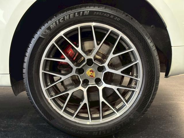 マカン マカン ターボ ツインターボ 純正ナビ TV バックカメラ オートライト Bluetooth 赤フルレザーシート アイドリングストップ ETC パドルシフト クルーズコントロール パワーシート 純正20インチアルミ(54枚目)