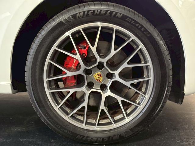 マカン マカン ターボ ツインターボ 純正ナビ TV バックカメラ オートライト Bluetooth 赤フルレザーシート アイドリングストップ ETC パドルシフト クルーズコントロール パワーシート 純正20インチアルミ(55枚目)