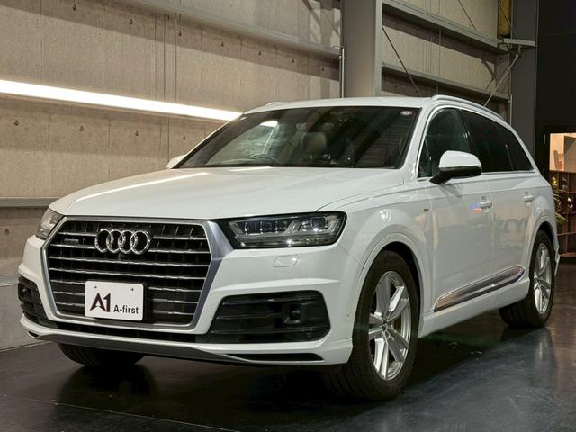 Ｑ７ ２．０ＴＦＳＩクワトロＳラインパッケージ　純正ナビ　全方位モニター　フルセグＴＶ　パワーシート　シートヒーター　ＥＴＣ　ＬＥＤヘッドライト　アダプティブクルーズクルーズコントロール　パワーバックドア　純正２０インチアルミ（6枚目）