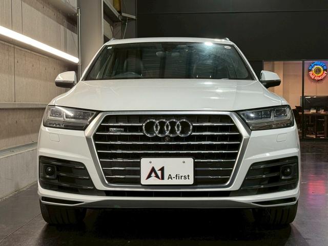 Ｑ７ ２．０ＴＦＳＩクワトロＳラインパッケージ　純正ナビ　全方位モニター　フルセグＴＶ　パワーシート　シートヒーター　ＥＴＣ　ＬＥＤヘッドライト　アダプティブクルーズクルーズコントロール　パワーバックドア　純正２０インチアルミ（7枚目）