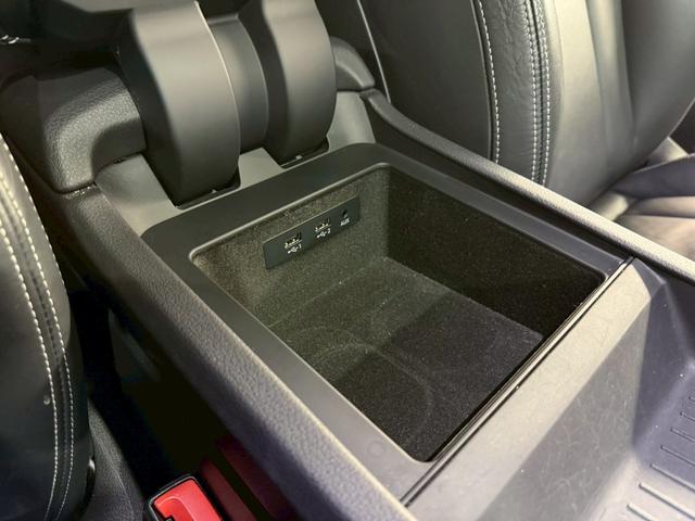 Ｑ７ ２．０ＴＦＳＩクワトロＳラインパッケージ　純正ナビ　全方位モニター　フルセグＴＶ　パワーシート　シートヒーター　ＥＴＣ　ＬＥＤヘッドライト　アダプティブクルーズクルーズコントロール　パワーバックドア　純正２０インチアルミ（41枚目）