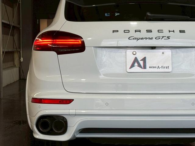 カイエン ＧＴＳ　後期　パノラマルーフ　スポーツクロノ　ＢＯＳＥ　黒ハーフレザーシート　Ｂｌｕｅｔｏｏｔｈ　ＴＶ　前後ドラレコ　ＬＥＤヘッドライト　バックカメラ　クルコン　電動リアゲート　２０インチアルミホイール　禁煙（45枚目）