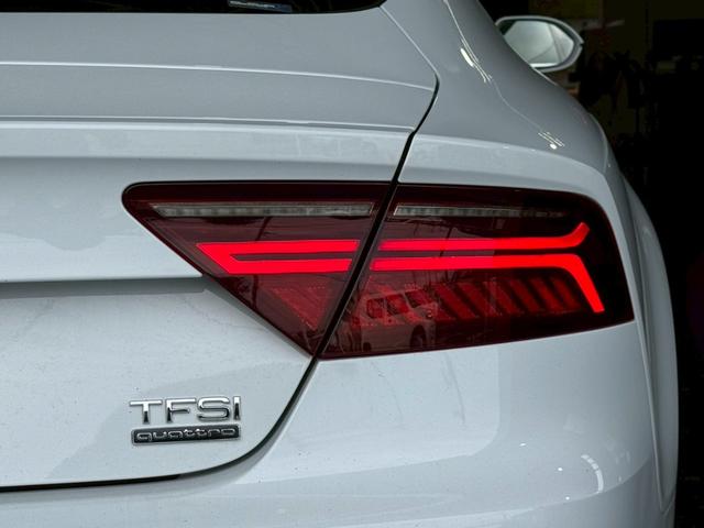 Ａ７スポーツバック ２．０ＴＦＳＩクワトロ　Ｓラインパッケージ　後期型　純正ナビ　ＴＶ　バックカメラ　マトリクスＬＥＤヘッドランプ　アシスタンスパッケージ　２０インチアルミホイール　アダプティブクルーズコントロール　クリアランスソナー　Ｂｌｕｅｔｏｏｔｈ（5枚目）