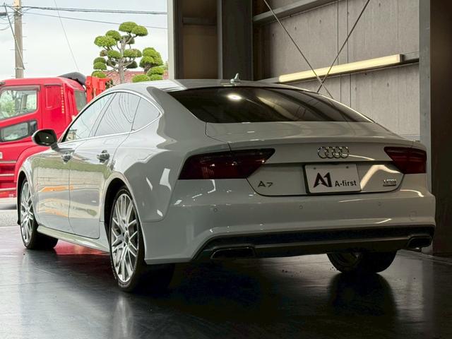 Ａ７スポーツバック ２．０ＴＦＳＩクワトロ　Ｓラインパッケージ　後期型　純正ナビ　ＴＶ　バックカメラ　マトリクスＬＥＤヘッドランプ　アシスタンスパッケージ　２０インチアルミホイール　アダプティブクルーズコントロール　クリアランスソナー　Ｂｌｕｅｔｏｏｔｈ（12枚目）