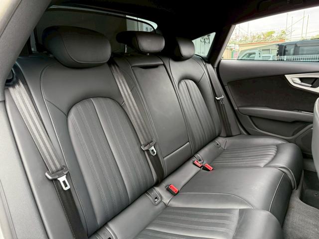 Ａ７スポーツバック ２．０ＴＦＳＩクワトロ　Ｓラインパッケージ　後期型　純正ナビ　ＴＶ　バックカメラ　マトリクスＬＥＤヘッドランプ　アシスタンスパッケージ　２０インチアルミホイール　アダプティブクルーズコントロール　クリアランスソナー　Ｂｌｕｅｔｏｏｔｈ（19枚目）