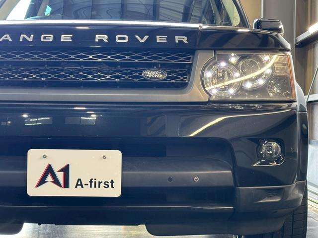 レンジローバースポーツ プレミアムパッケージ　純正ナビ　黒革シート　バックカメラ　フロントカメラ　サイドカメラ　ＴＶ　ｈａｒｍａｎ／ｋａｒｄｏｎ　クルーズコントロール　パワーシート　シートヒーター　ステアリングヒーター　純正２０インチアルミ（4枚目）