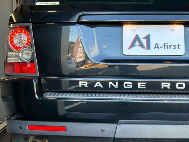 レンジローバースポーツ プレミアムパッケージ　純正ナビ　黒革シート　バックカメラ　フロントカメラ　サイドカメラ　ＴＶ　ｈａｒｍａｎ／ｋａｒｄｏｎ　クルーズコントロール　パワーシート　シートヒーター　ステアリングヒーター　純正２０インチアルミ（49枚目）