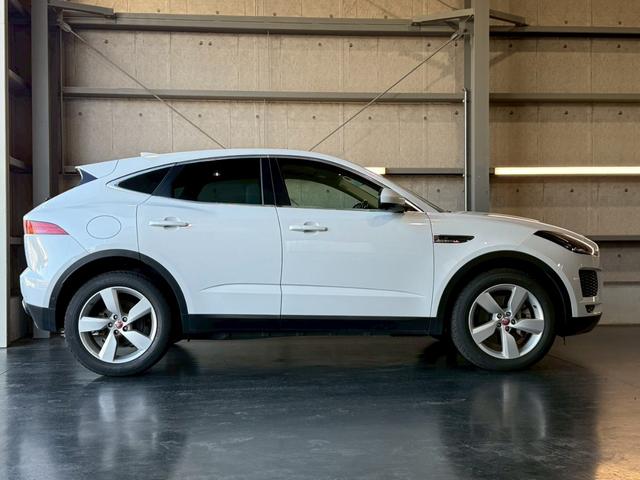 Eペイス S 250PS 純正ナビ 360度カメラ TV クルーズコントロール パワーバックドア ブラインドスポットアシスト パワーシート アダクティブクルーズコントロール 純正19インチアルミ スマートキープッシュスタート(10枚目)