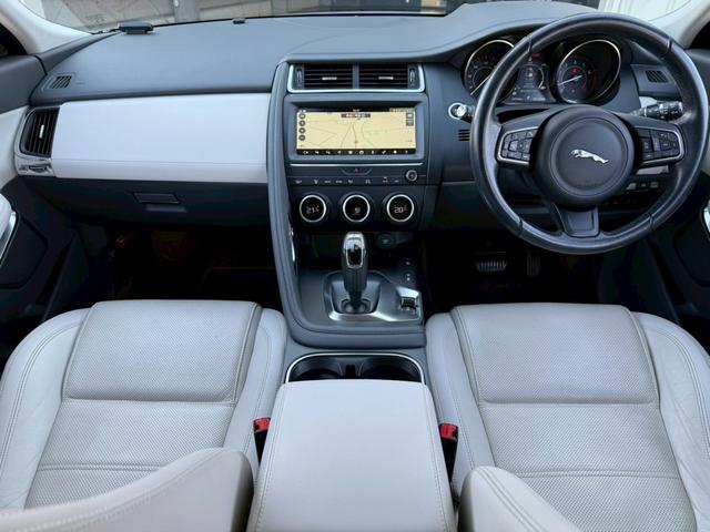 Eペイス S 250PS 純正ナビ 360度カメラ TV クルーズコントロール パワーバックドア ブラインドスポットアシスト パワーシート アダクティブクルーズコントロール 純正19インチアルミ スマートキープッシュスタート(17枚目)