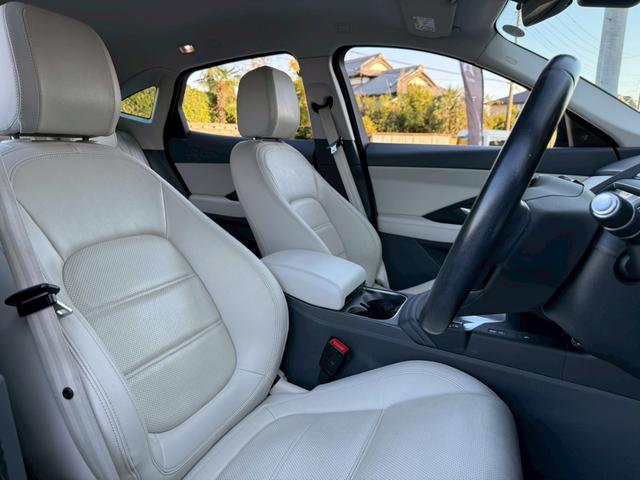 Eペイス S 250PS 純正ナビ 360度カメラ TV クルーズコントロール パワーバックドア ブラインドスポットアシスト パワーシート アダクティブクルーズコントロール 純正19インチアルミ スマートキープッシュスタート(18枚目)