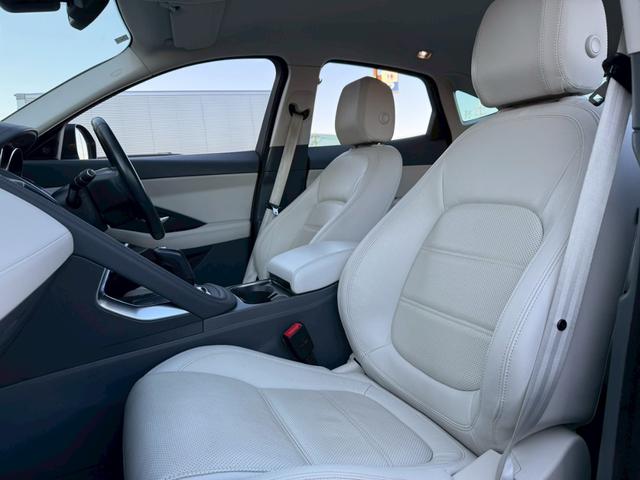 Eペイス S 250PS 純正ナビ 360度カメラ TV クルーズコントロール パワーバックドア ブラインドスポットアシスト パワーシート アダクティブクルーズコントロール 純正19インチアルミ スマートキープッシュスタート(20枚目)