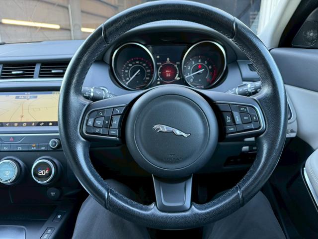 Eペイス S 250PS 純正ナビ 360度カメラ TV クルーズコントロール パワーバックドア ブラインドスポットアシスト パワーシート アダクティブクルーズコントロール 純正19インチアルミ スマートキープッシュスタート(23枚目)