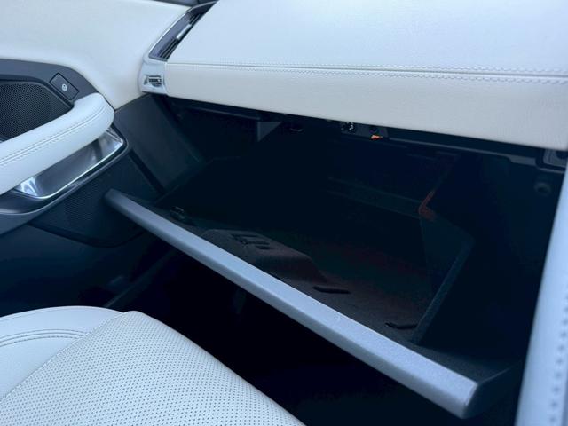 Eペイス S 250PS 純正ナビ 360度カメラ TV クルーズコントロール パワーバックドア ブラインドスポットアシスト パワーシート アダクティブクルーズコントロール 純正19インチアルミ スマートキープッシュスタート(42枚目)