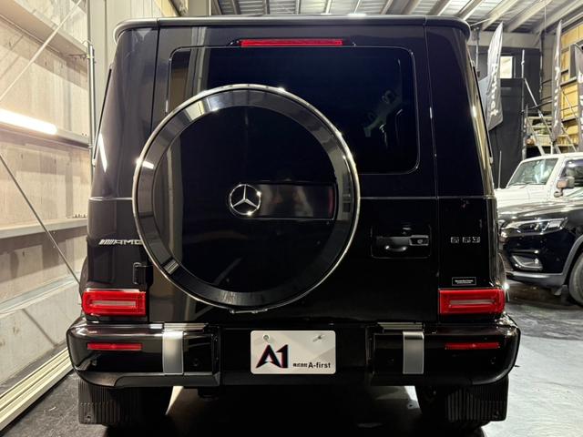 Ｇクラス Ｇ６３　ＡＭＧレザーエクスクルーシブパッケージ　アダプティブダンピングシステム　黒革シート　シートヒーター＆クーラー　Ｂｕｒｍｅｓｔｅｒサラウンドサウンドシステム　ＤＩＮＡＭＩＣＡルーフライナー　禁煙車（15枚目）