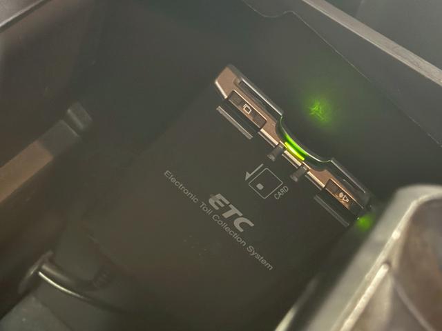 タント Ｇ　禁煙車　純正ナビ　電動スライドドア　フルセグＴＶ　Ｂｌｕｅｔｏｏｔｈ　スマートキー　オートエアコン　純正１４インチアルミ　電動格納ミラー　ＥＴＣ　フロントフォグランプ　ヘッドライトレベライザー（7枚目）