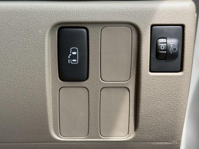 タント Ｘ　禁煙車　電動スライドドア　スマートキ―　ＥＴＣ　電動格納ミラー　パワーステアリング　パワーウィンドウ　ヘッドライトレベライザー　盗難防止システム　ベンチシート　衝突安全ボディ　ＡＢＳ　ＣＤ（33枚目）
