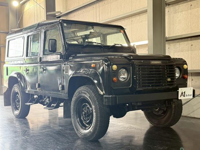 ディフェンダー １１０ＳＥ　５速ＭＴ　パワーステアリング　ＡＢＳ　ＥＴＣ　ＮＯＸ．ＰＭ適合車（9枚目）