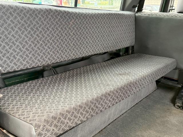 ディフェンダー １１０ＳＥ　５速ＭＴ　パワーステアリング　ＡＢＳ　ＥＴＣ　ＮＯＸ．ＰＭ適合車（19枚目）