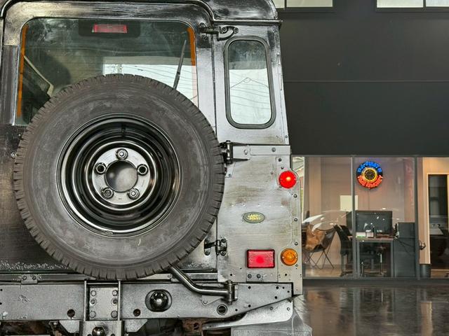 ディフェンダー １１０ＳＥ　５速ＭＴ　パワーステアリング　ＡＢＳ　ＥＴＣ　ＮＯＸ．ＰＭ適合車（36枚目）