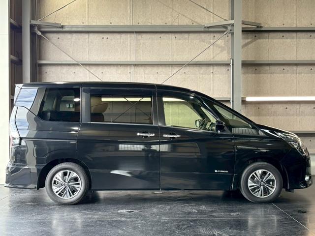 セレナ ｅ－パワー　ハイウェイスターＶ　両側電動スライドドア　プロパイロット　ＥＴＣ　フリップダウンモニター　シートヒーター　アラウンドビューモニター　エマージェンシーブレーキ　クルーズコントロール　　ドラレコ（10枚目）