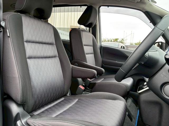 セレナ ｅ－パワー　ハイウェイスターＶ　両側電動スライドドア　プロパイロット　ＥＴＣ　フリップダウンモニター　シートヒーター　アラウンドビューモニター　エマージェンシーブレーキ　クルーズコントロール　　ドラレコ（16枚目）