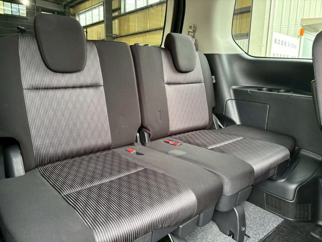 セレナ ｅ－パワー　ハイウェイスターＶ　両側電動スライドドア　プロパイロット　ＥＴＣ　フリップダウンモニター　シートヒーター　アラウンドビューモニター　エマージェンシーブレーキ　クルーズコントロール　　ドラレコ（18枚目）