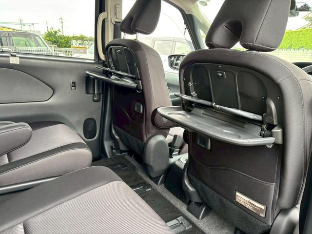 セレナ ｅ－パワー　ハイウェイスターＶ　両側電動スライドドア　プロパイロット　ＥＴＣ　フリップダウンモニター　シートヒーター　アラウンドビューモニター　エマージェンシーブレーキ　クルーズコントロール　　ドラレコ（40枚目）