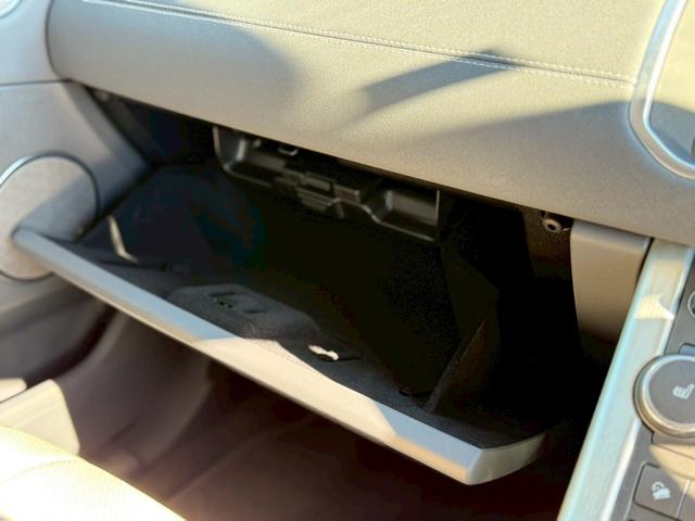 レンジローバーイヴォーク SEプラス 本革シート 純正ナビ 全方位カメラ フルセグTV シートヒーター スマートキープッシュスタート MERIDIANサウンドシステム パワーバックドア Bluetooth ETC 純正18インチアルミ(35枚目)