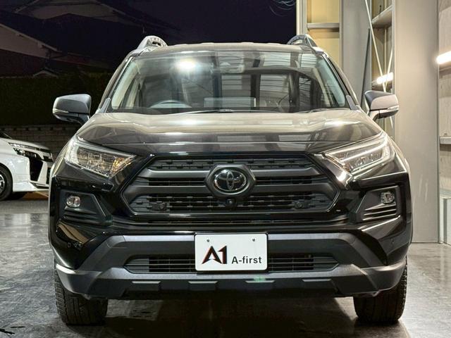 RAV4 アドベンチャー オフロードパッケージII 純正10.5インチナビ パノラミックビューモニター 前席パワーシート シートヒーター シートエアコン デジタルインナーミラー パワーバックドア Bluetooth フルセグTV 純正18インチアルミ(8枚目)