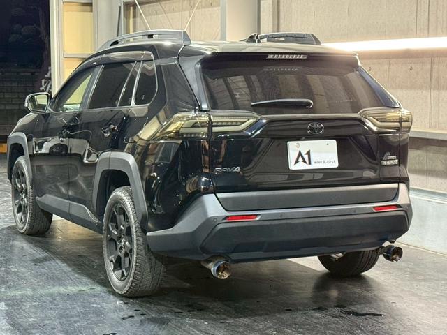 RAV4 アドベンチャー オフロードパッケージII 純正10.5インチナビ パノラミックビューモニター 前席パワーシート シートヒーター シートエアコン デジタルインナーミラー パワーバックドア Bluetooth フルセグTV 純正18インチアルミ(13枚目)