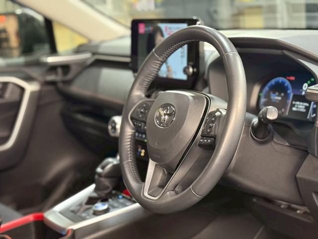 RAV4 アドベンチャー オフロードパッケージII 純正10.5インチナビ パノラミックビューモニター 前席パワーシート シートヒーター シートエアコン デジタルインナーミラー パワーバックドア Bluetooth フルセグTV 純正18インチアルミ(16枚目)