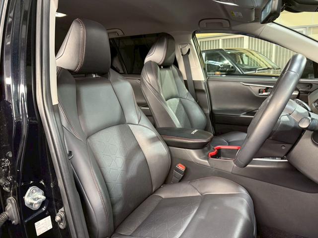 RAV4 アドベンチャー オフロードパッケージII 純正10.5インチナビ パノラミックビューモニター 前席パワーシート シートヒーター シートエアコン デジタルインナーミラー パワーバックドア Bluetooth フルセグTV 純正18インチアルミ(17枚目)