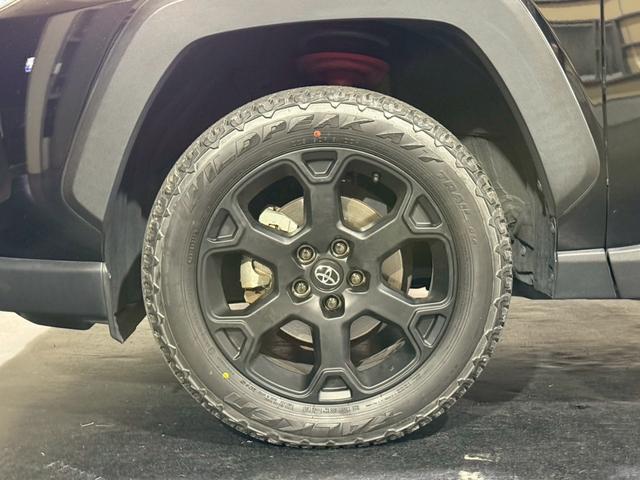 RAV4 アドベンチャー オフロードパッケージII 純正10.5インチナビ パノラミックビューモニター 前席パワーシート シートヒーター シートエアコン デジタルインナーミラー パワーバックドア Bluetooth フルセグTV 純正18インチアルミ(51枚目)