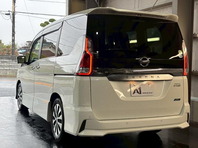 セレナ ハイウェイスター　Ｖセレクション　純正９インチナビ　プロパイロット　アラウンドビューモニター　フリップダウンモニター　両側電動スライドドア　スマートルームミラー　ドライブレコーダー　フルセグＴＶ　Ｂｌｕｅｔｏｏｔｈ　純正アルミホイール（13枚目）