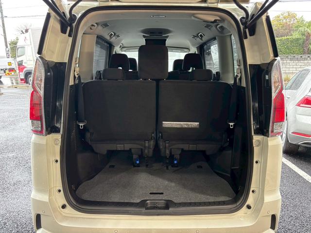 セレナ ハイウェイスター　Ｖセレクション　純正９インチナビ　プロパイロット　アラウンドビューモニター　フリップダウンモニター　両側電動スライドドア　スマートルームミラー　ドライブレコーダー　フルセグＴＶ　Ｂｌｕｅｔｏｏｔｈ　純正アルミホイール（24枚目）