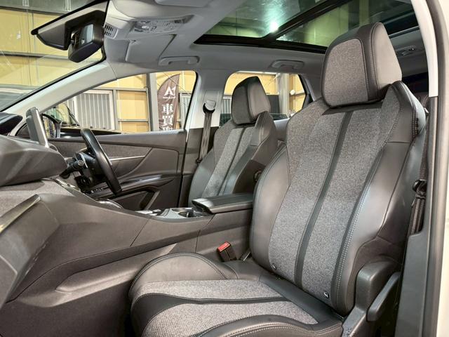 ３００８ アリュール　ＬＥＤパッケージ　純正ナビ　パノラミックサンルーフ　スマートキープッシュスタート　Ｂｌｕｅｔｏｏｔｈ　バックカメラ　ハーフレザーシート　ＥＴＣ　ＬＥＤヘッドライト　クルーズコントロール　純正１８インチアルミ（20枚目）